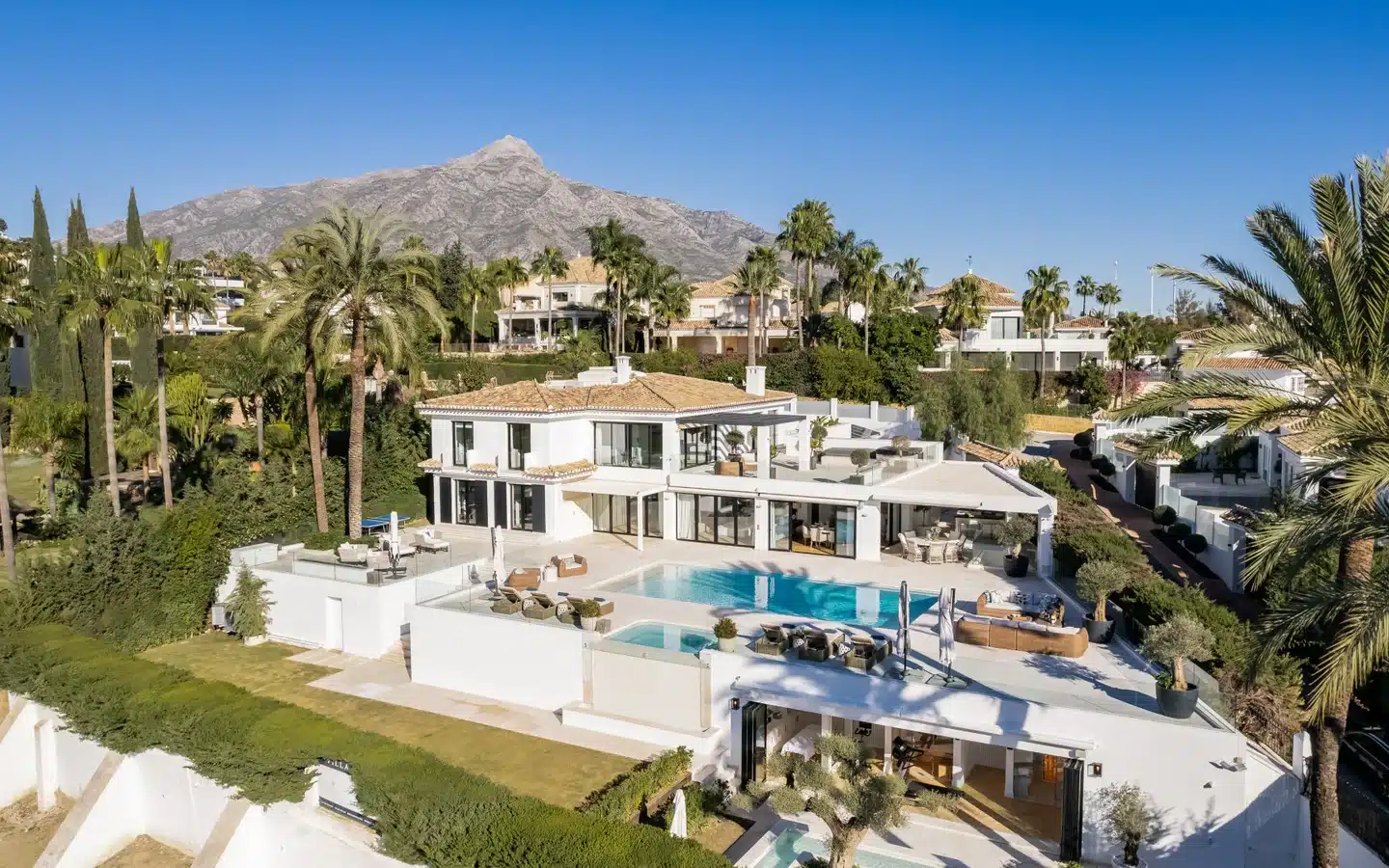 25554e8f-a21f-4c3a-81ba-b21d134ec873@2x