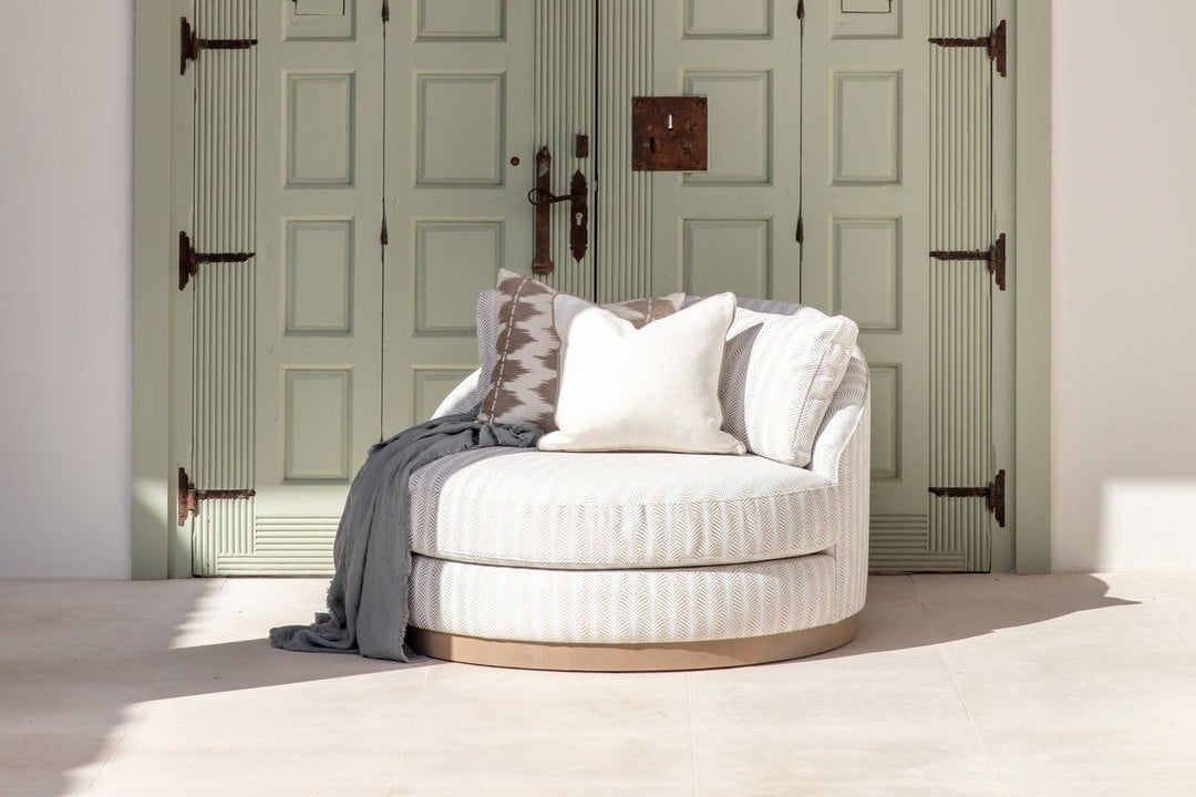 438108000_976451827816736_2954832685895602369_n-e1723038432436