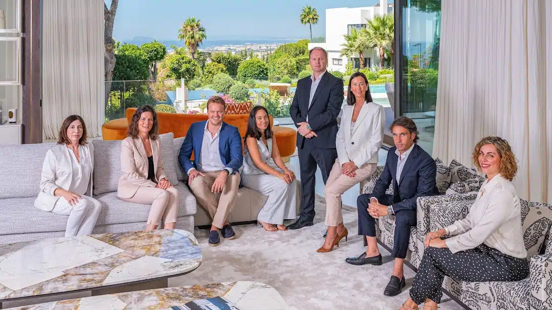 pure-living-properties-marbella-Team-.jpeg